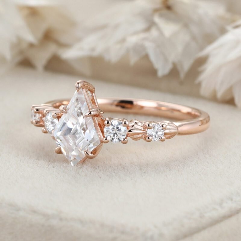 1 CT Kite Cut Moissanite Engagement Ring Vintage Rose gold Diamond Engagement Ring Promise Ring Wedding Ring Gifts For Her
