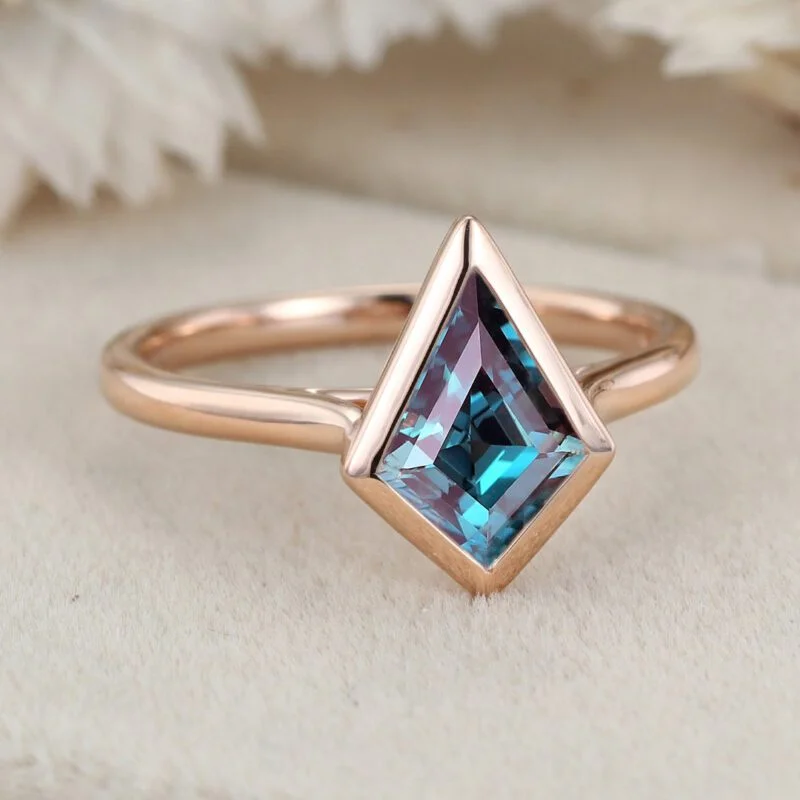 10x7mm Kite Cut Lab Alexandrite Ring Rose Gold Bezel Alexandrite Engagement Ring Anniversary Gift