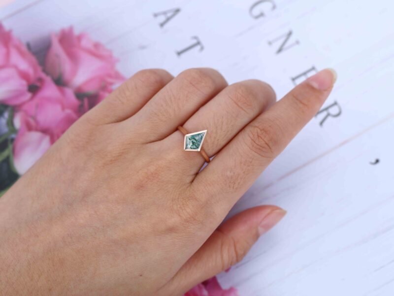 10x7mm Kite Cut Natural Moss Agate Ring 14K Rose Gold Engagement ring