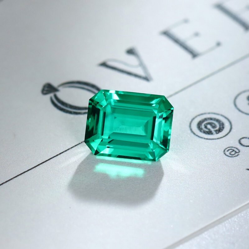 2.5 Carat Emerald Cut Lab Grown Emerald Loose Stone (2)