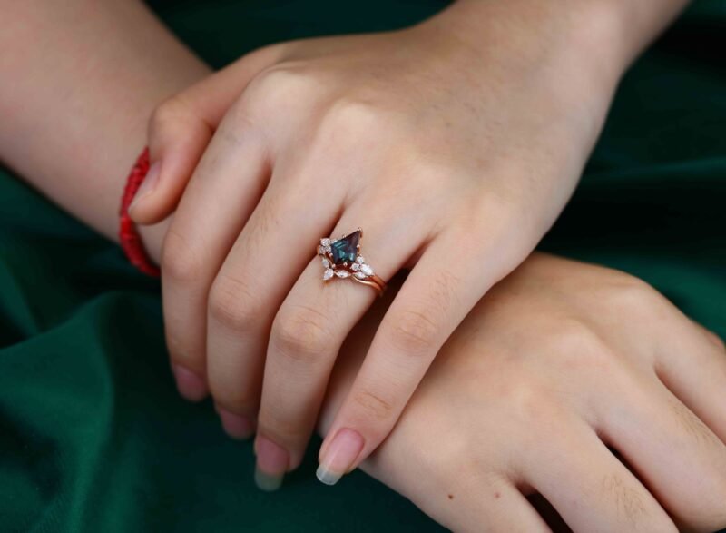 Kite Cut Alexandrte engagement Ring Set Rose gold Marquise Moissanite Wedding Band ring Wedding promise Anniversary gift for her