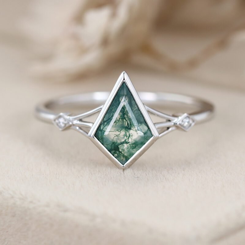 Art Deco 10x7mm Moss Agate Kite Cut Ring in 14k White Gold