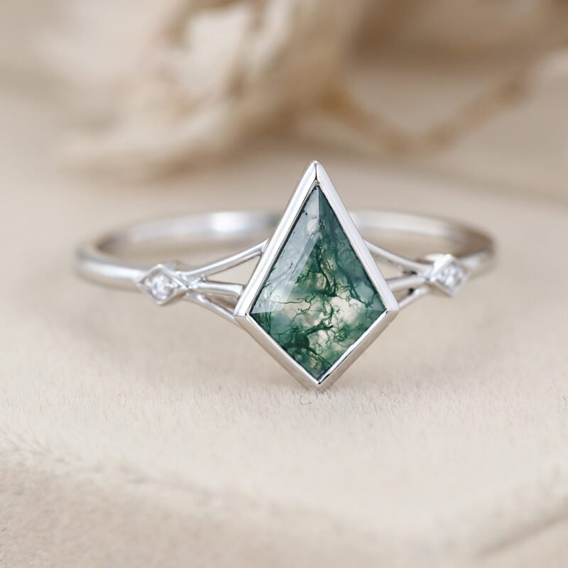 Art Deco 10x7mm Moss Agate Kite Cut Ring in 14k White Gold