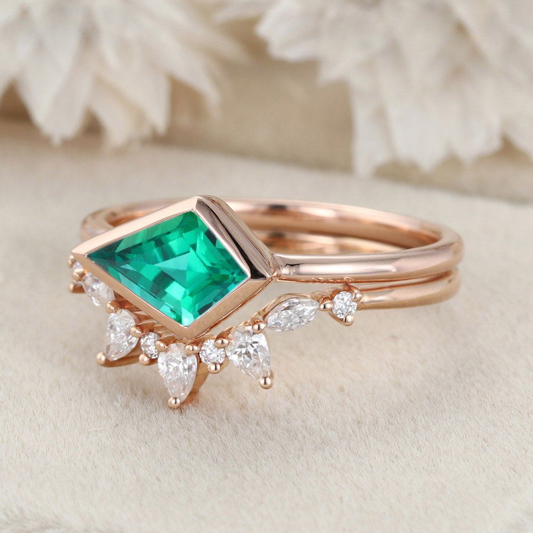 Royal emerald ring - Monte Cristo