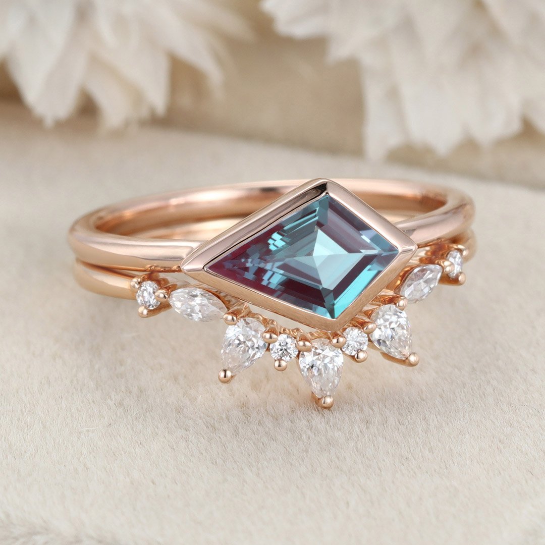 Buy Oval Cut Alexandrite Ring Rose Gold Silver Cluster Alexandrite  Engagement Ring Art Deco Unique Engagement Ring Dainty Diamond Ring Women  Online in India - Etsy