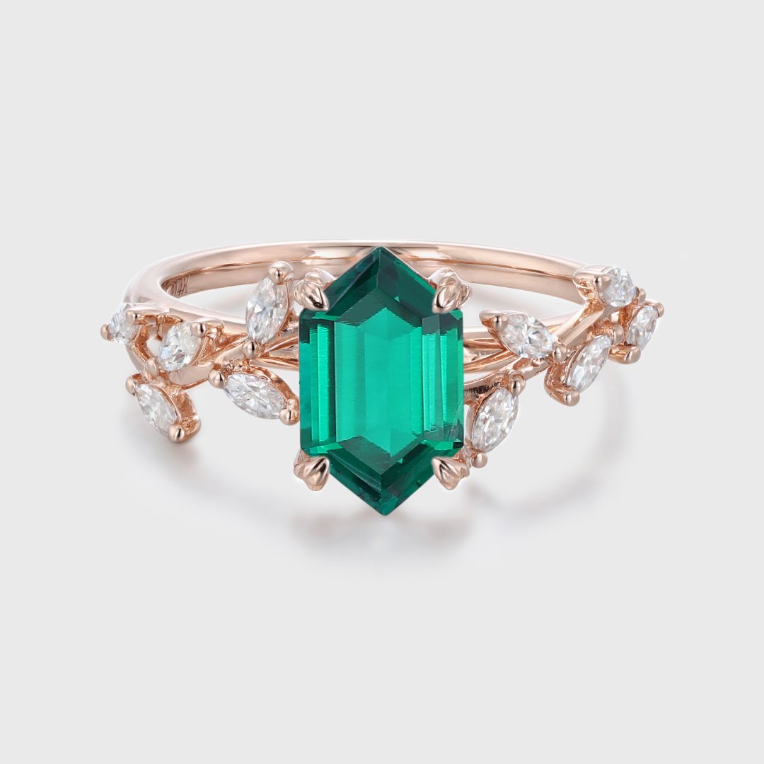 Jaipur Gold Silver Uncut Diamond and Emerald Ring – MOI - Boutique Everyday  Luxury