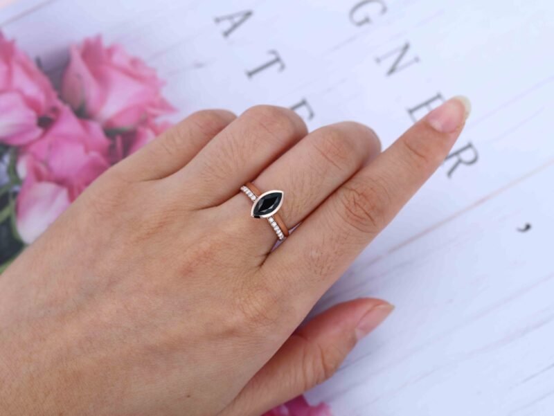 Hidden Halo Bezel 1.0CT Marquise Black Onyx Engagement Ring 2PCS Bridal Diamond Ring Set Rose Gold Half Eternity Wedding Bands