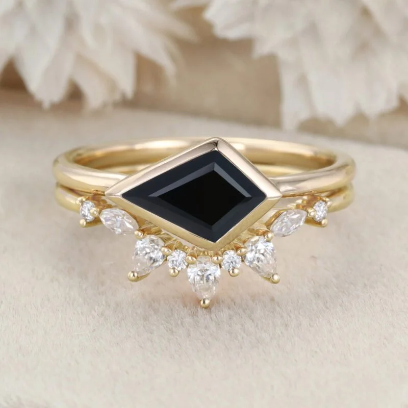 Kite Cut Bezel Black Onyx Ring Set East West Bezel Engagement Ring 14K Rose Gold Diamond Wedding Ring