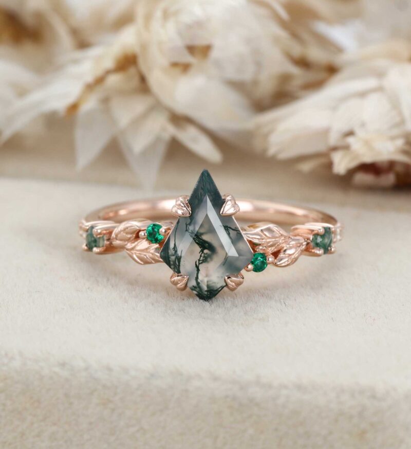 Kite Cut Moss Agate Engagement Ring Unique Rose Gold Ring Round Emerald Ring Art Deco Leaf Ring Vine Ring Promise Ring Anniversary Gift