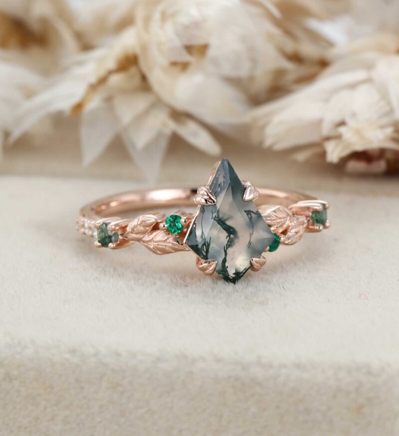 Kite Cut Moss Agate Engagement Ring Unique Rose Gold Ring Round Emerald Ring Art Deco Leaf Ring Vine Ring Promise Ring Anniversary Gift