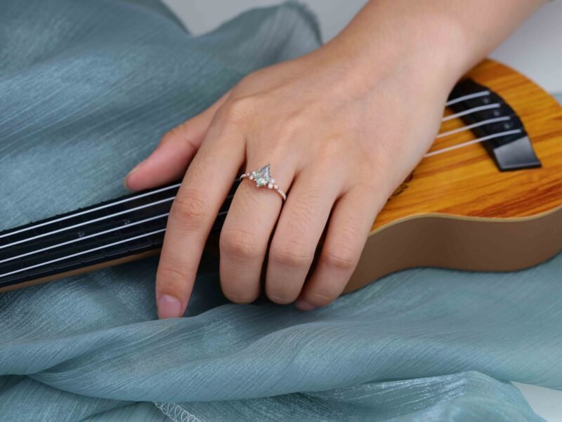 Kite Cut Natural Moss Agate Engagement Ring Vintage 14K Rose Gold Moissanite Wedding Ring Promise Anniversary Gift for Women