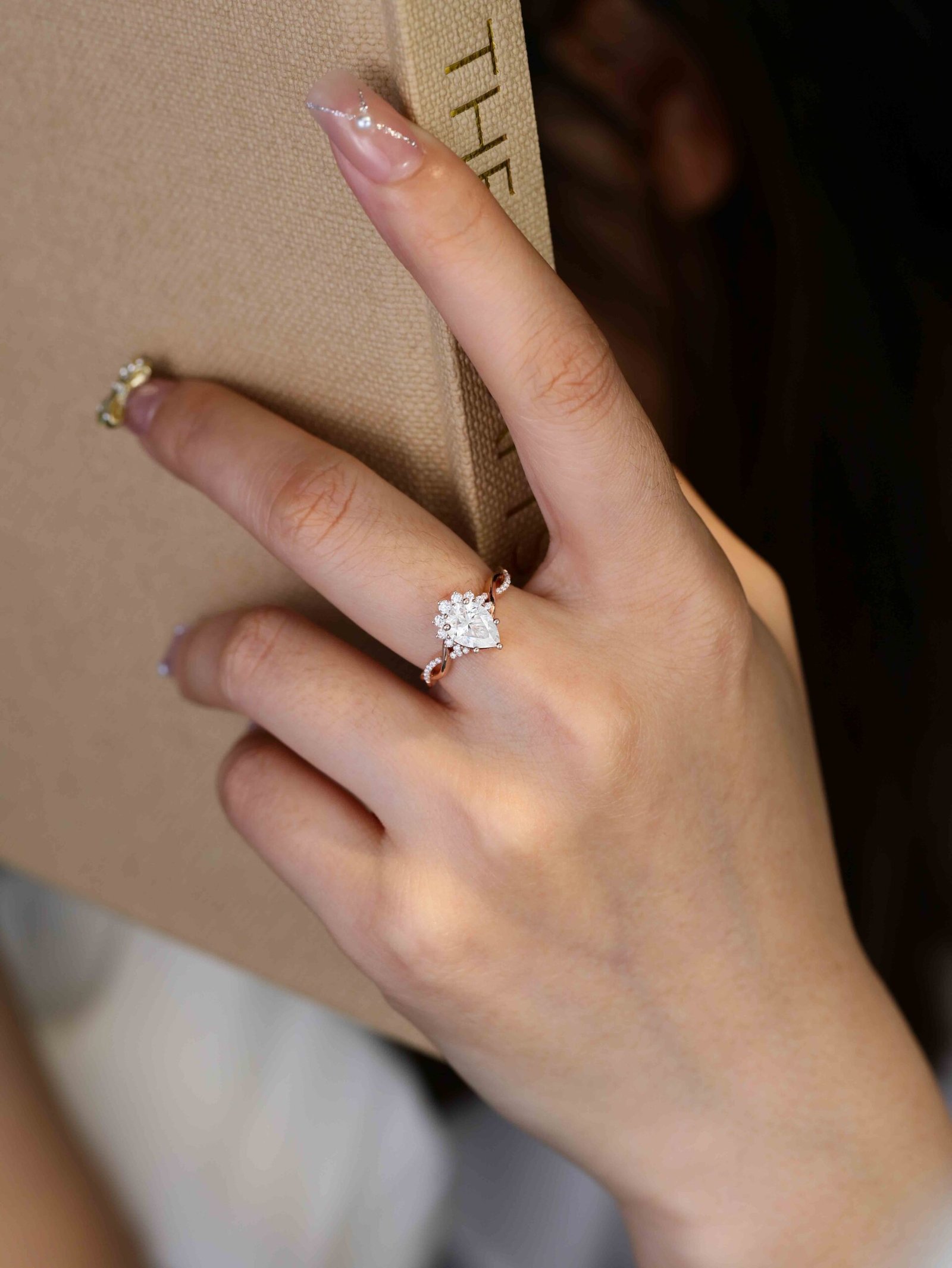 Custom Name Certified 5 Diamond Engagement Ring For Women 14K White Gold  Sterling Silver Bridal Moissanite Wedding Band Moissanite Jewelry 203g From  Wzgtd, $106.24 | DHgate.Com
