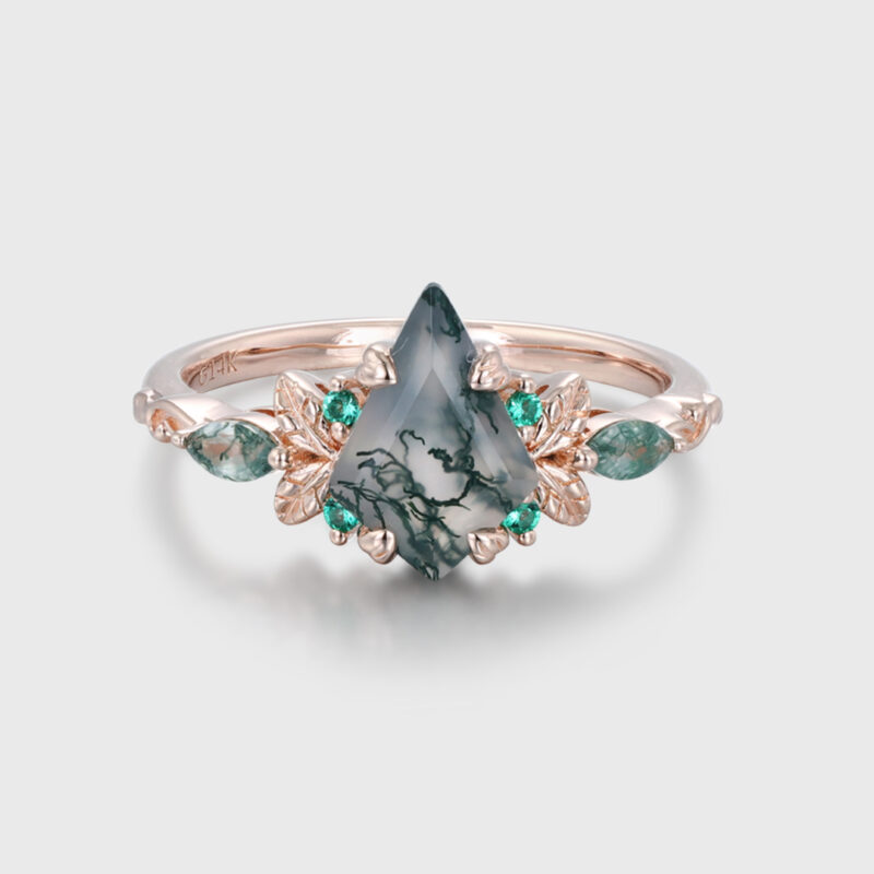 Nature-Inspired Kite Cut Moss Agate Engagement Ring, Rose Gold with Lab Emeralds, Vintage Moss Agate Bridal Ring, Unique Nature-Themed Jewelry, Elegant Kite Cut Gemstone Engagement Ring, Handcrafted Rose Gold Bridal Jewelry