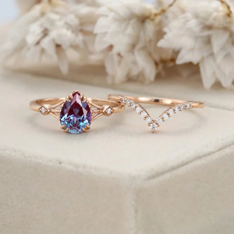 Art Deco Pear Shaped Alexandrite Engagement Ring Set For Women 14k popular Rose Gold Alexandrite Halo Wedding Ring Set Antique 3pcs Bridal Ring Set