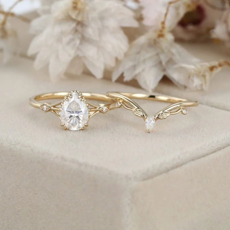 Pear cut Moissanite engagement ring set Unique engagement ring Vintage Yellow gold leaf Curved Diamond wedding Bridal Anniversary gift ring