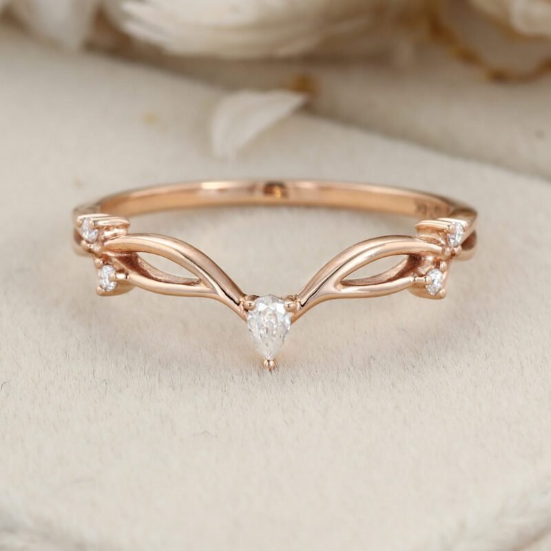 Pear shape Moissanite wedding band Vintage Curved wedding band Unique Rose gold diamond ring stacking matching promise ring Anniversary gift