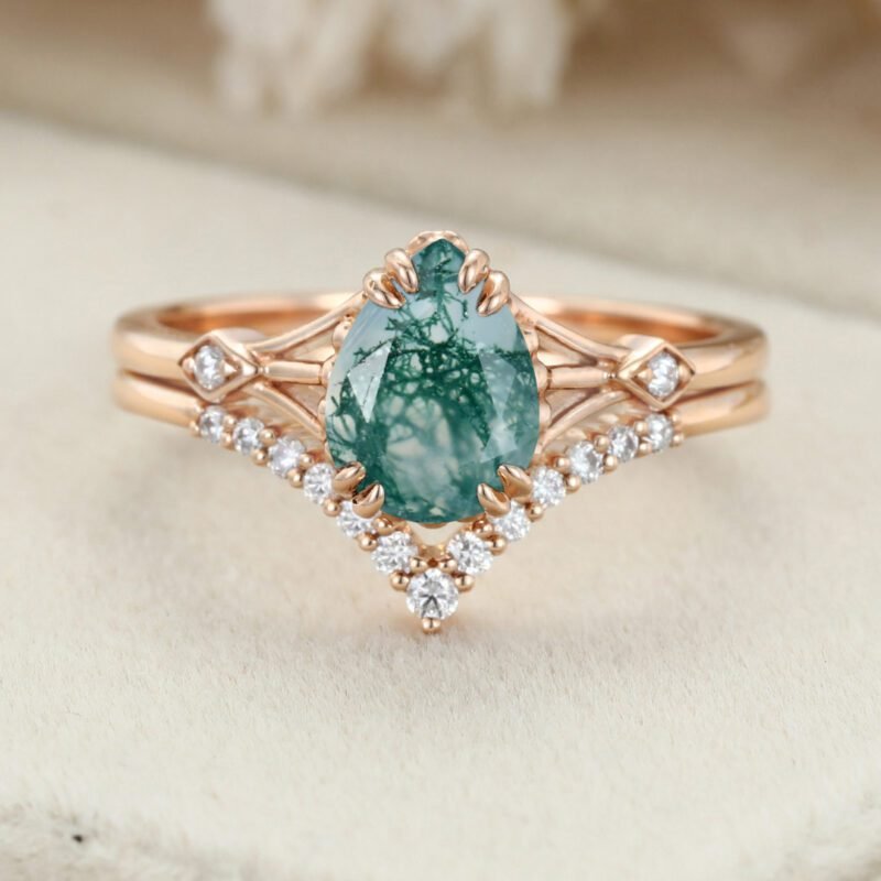 Pear shape Natural Moss Agate engagement ring set Vintage rose gold moissanite engagement ring Unique diamond ring Bridal set Anniversary gift