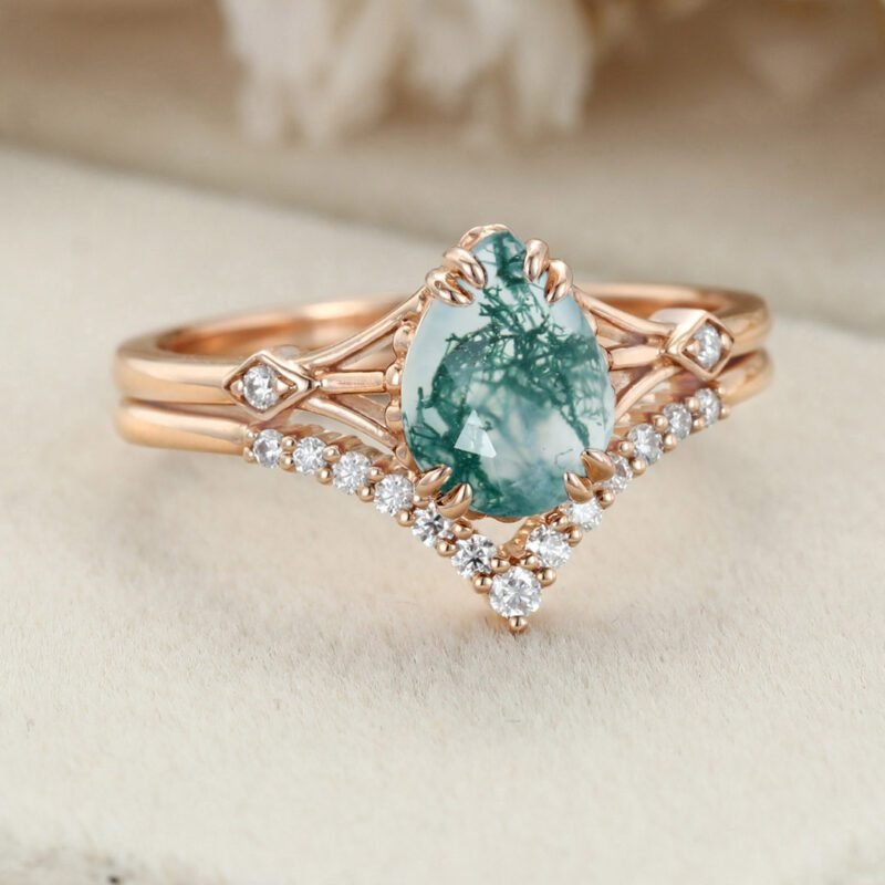 Pear shape Natural Moss Agate engagement ring set Vintage rose gold moissanite engagement ring Unique diamond ring Bridal set Anniversary gift