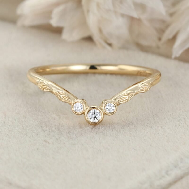 Three Stone Moissanite Wedding Band Yellow Gold Wedding Band Bezel Round Cut Diamond Band Unique Dainty Bridal Ring Marriage Ring