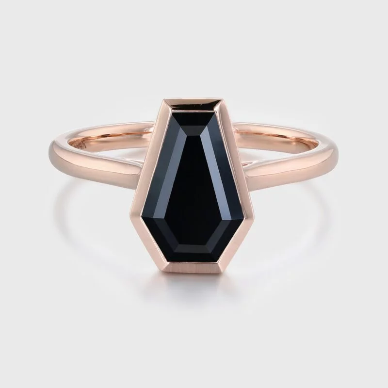 Minimalist Bezel Coffin Cut Black Onyx Solitaire Ring Vintage 14K Rose Gold