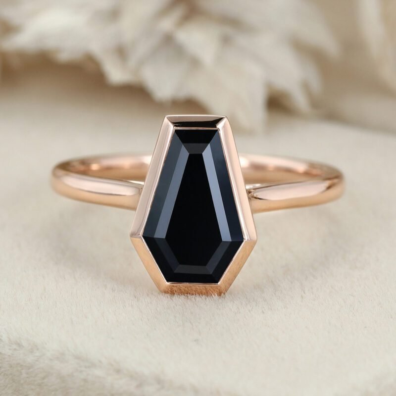 Unique Coffin Cut Black Onyx Ring Vintage 14K Rose Gold Engagement Ring Bezel Solitaire Ring Bridal Wedding Anniversary Gift