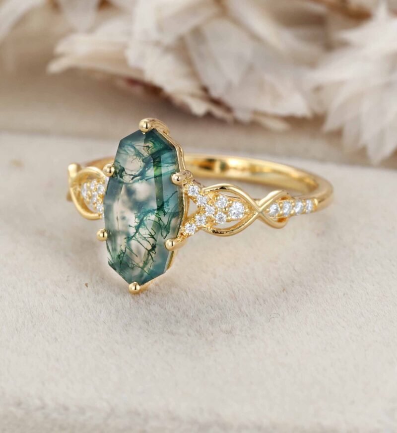 Unique Cut Natural Moss Agate Engagement Ring Live Stone Ring Handmade Moss Agate Ring Green Agate dainty ring in 14k Rose Gold Ring Gift