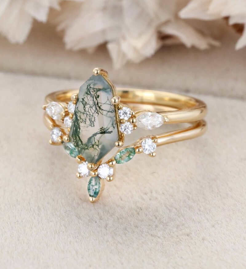 Unique Hexagon Cut Green Moss Agate Engagement Ring Set Vintage 14k Yellow Gold Moissanite Ring Art Deco 2pcs Bridal Ring Set