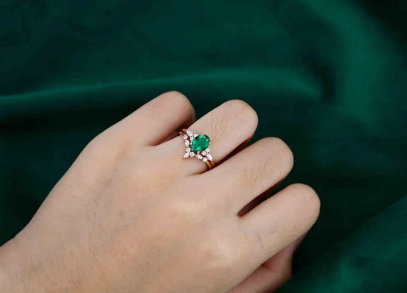 Unique Oval shaped Lab Emerald engagement ring set 14K Rose gold Moissanite engagement ring Diamond wedding Bridal Promise Anniversary gift