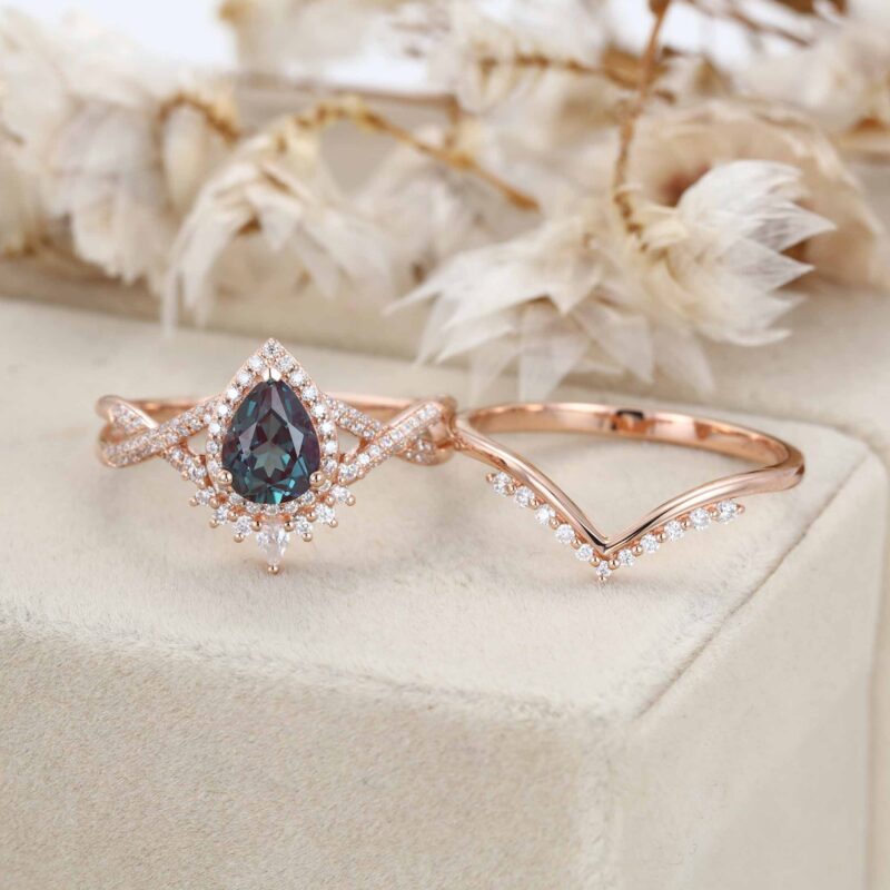 Unique Pear Cut Alexandrite Engagement Ring Set Vintage Rose Gold Diamond Curved Wedding Ring Set