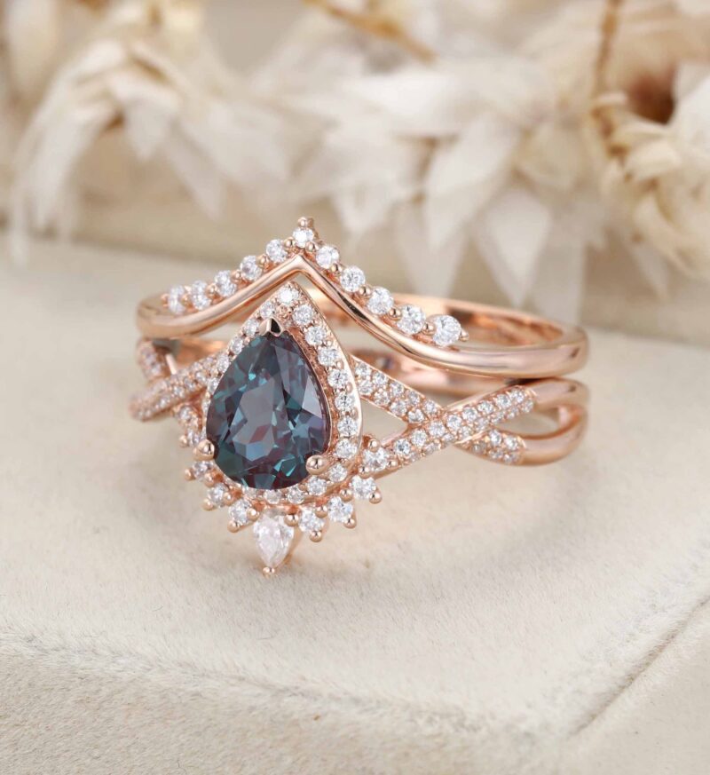 Unique Pear Cut Alexandrite Engagement Ring Set Vintage Rose Gold Diamond Curved Wedding Ring Set