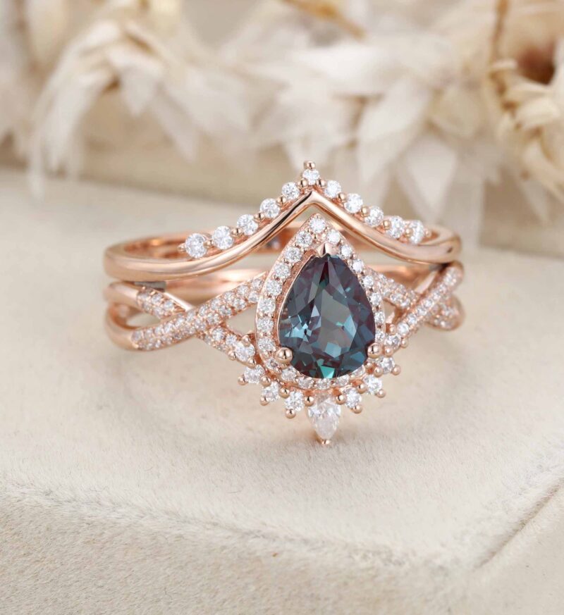 Unique Pear Cut Alexandrite Engagement Ring Set Vintage Rose Gold Diamond Curved Wedding Ring Set