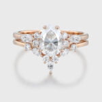 14k Rose Gold 8x6mm Pear Shaped Cut Oveela Moissanite Engagement Ring Set For Women