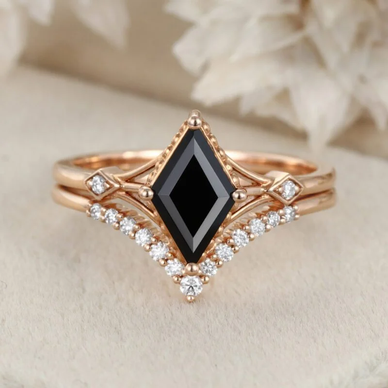 Unique Rhombus Cut Black Onyx Engagement Ring Set Vintage Rose Gold Moissanite Wedding Ring Bridal Anniversary Gift