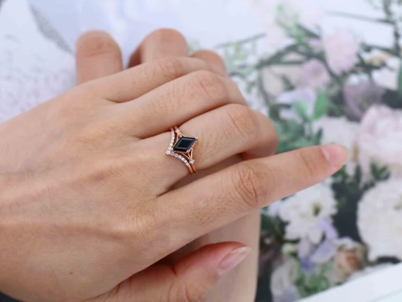 Unique Rhombus Cut Black Onyx Engagement Ring Set Vintage Rose Gold Moissanite Wedding Ring Bridal Anniversary Gift