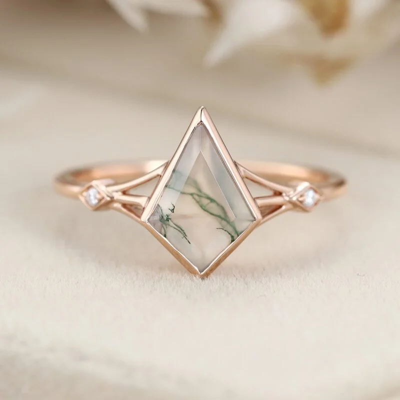 Unique kite cut green moss agate engagement ring14k rose gold engagement moissanite ring art deco diamond wedding band anniversary gift ring