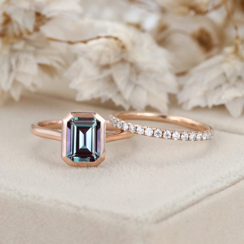 Vintage 8x6mm Emerald Cut Bezel Alexandrte Ring Set Antique Handmade Engagement Ring Cluster Moissanite Wedding Ring