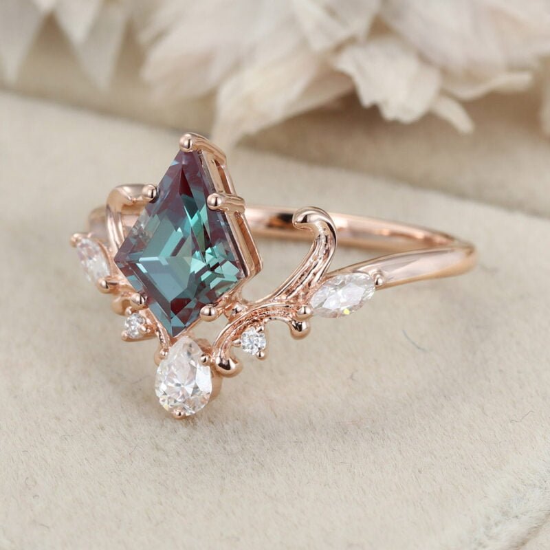 Vintage Kite Cut Alexandrite Engagement Ring Rose Gold Leaf Vine Marquise Cut Diamond Moissanite Ring Unique Bridal Wedding Ring For Women